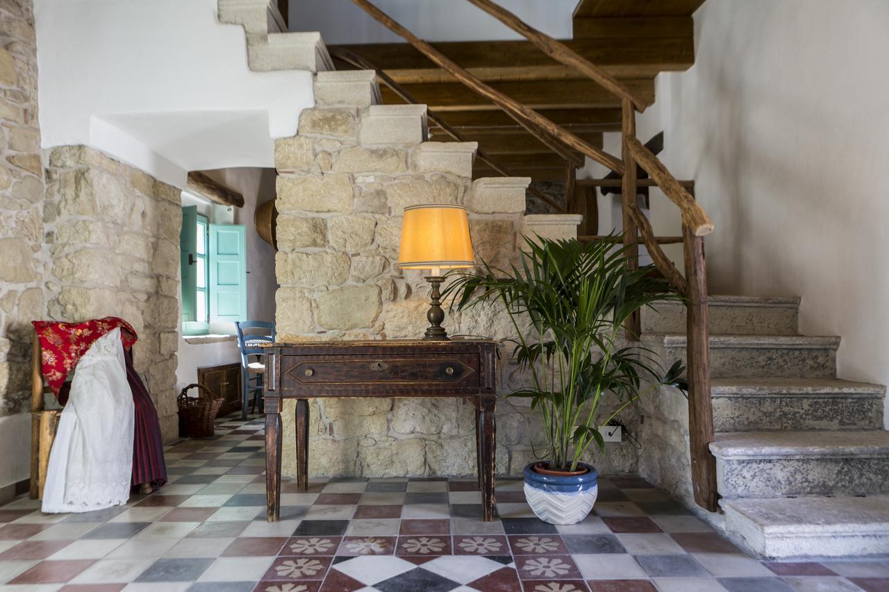 Cortis Antigas Bed & Breakfast Gesturi Ngoại thất bức ảnh